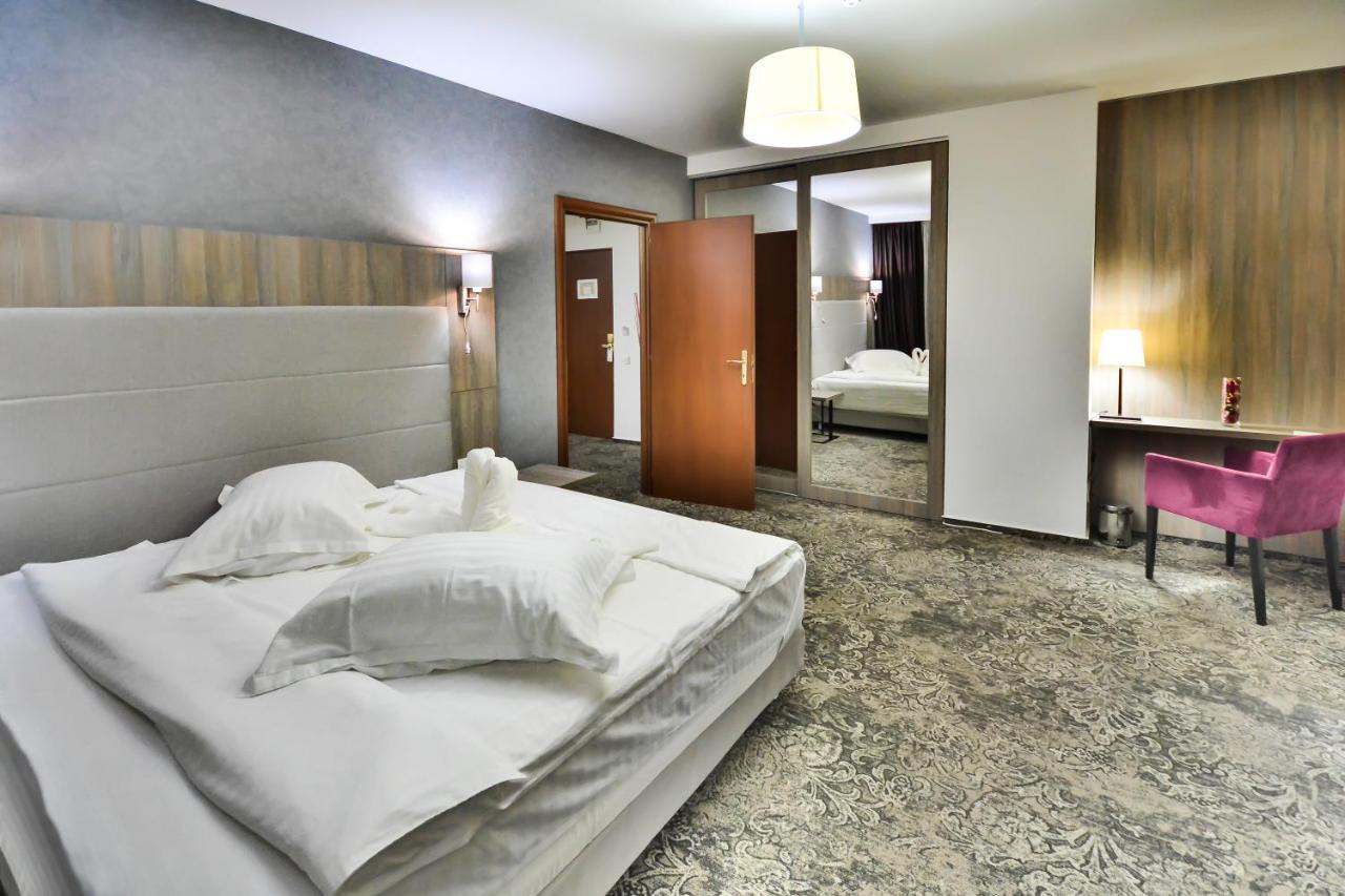 Hotel Europeca Craiova Dış mekan fotoğraf