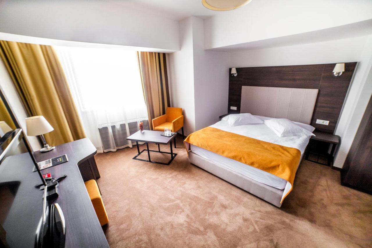 Hotel Europeca Craiova Dış mekan fotoğraf